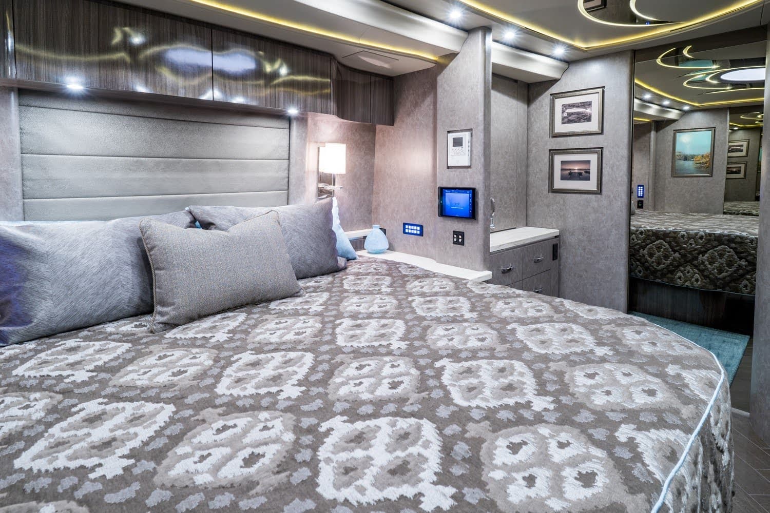 RV